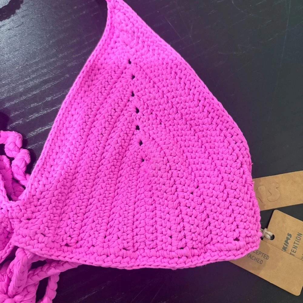 SKIMS Crochet Swim Triangle Bikini Top‎ Taffy Pink Large